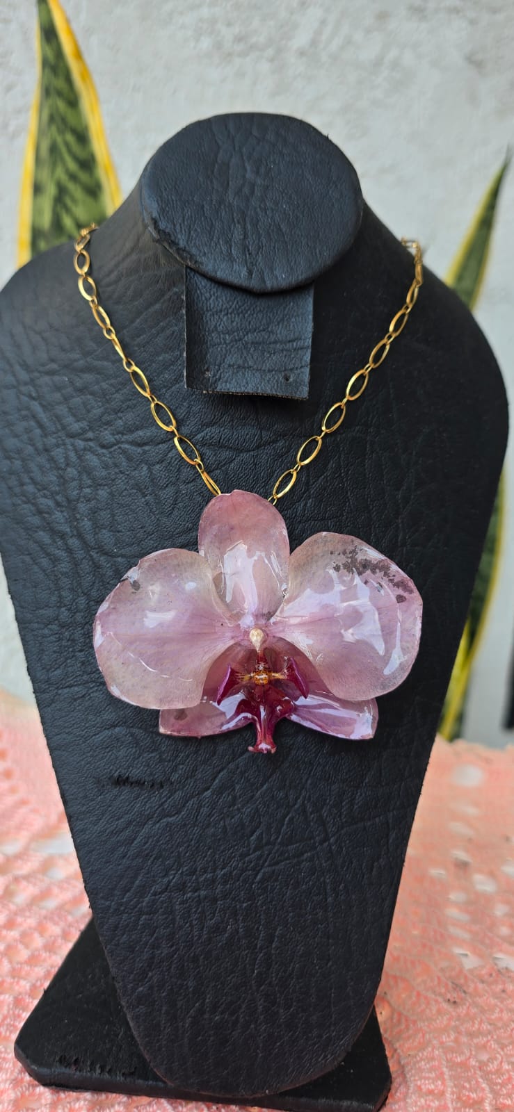 Collar Phalaenopsis con murano y mostacilla