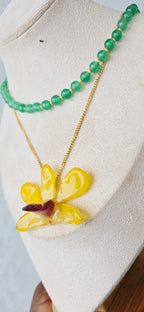 Collar Dendrobium con piedra de Ágata